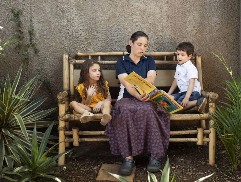 Primavera English Values